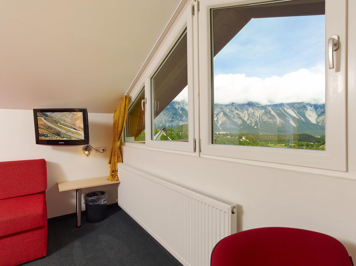 Gasthof Hotel Post Sautens Exterior foto